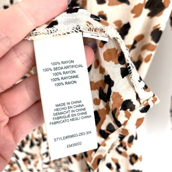ANTHROPOLOGIE Cloth & Stone Lana Leopard Buttondown Long Sleeve Lightweight Top - Picture 8 of 8